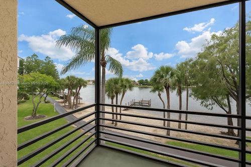 apt-307-1101 Colony Point Cir, Pembroke Pines, FL, 33026-2902 | Card Image