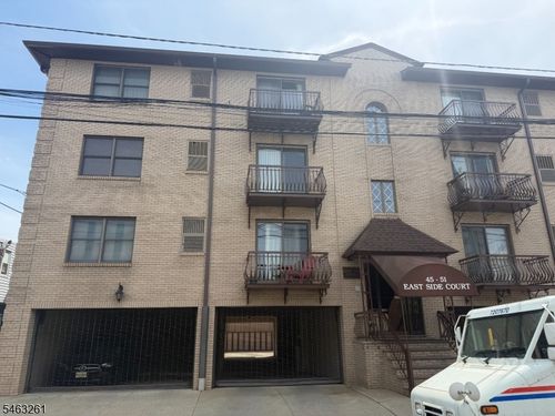 45 Gotthardt St, Newark, NJ, 07105-3018 | Card Image