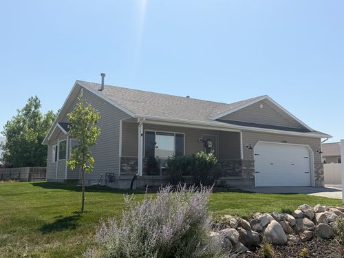 1223 S 400 E, Garland, UT, 84312-9421 | Card Image