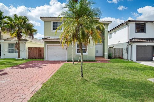 16122 Sw 104th Ter, Miami, FL, 33196-4573 | Card Image
