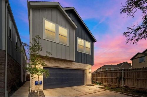 5527 Cuerta St, Houston, TX, 77023-1184 | Card Image
