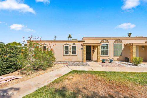13409 N Emberwood Dr, Sun City, AZ, 85351-2822 | Card Image