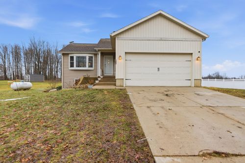 25-1083 Boncher Blvd, Hastings, MI, 49058-8136 | Card Image