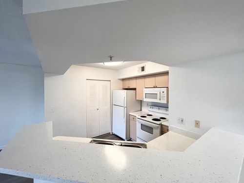 207-3779 Nw Mediterranean Ln, Jensen Beach, FL, 34957-3108 | Card Image