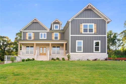 204 Races Rd, Hoschton, GA, 30548-1112 | Card Image