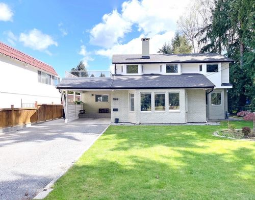 677 Gatensbury St, Coquitlam, BC, V3J5G9 | Card Image