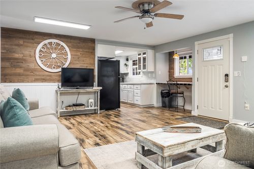 250 E Saint Andrews Drive, Shelton, WA, 98584 | Card Image