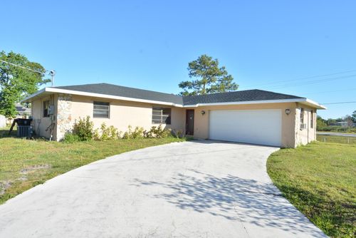 569 Se Fallon Dr, Port St. Lucie, FL, 34983-2636 | Card Image