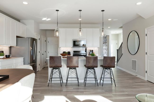 Quartz countertops in kitchen | Image 11