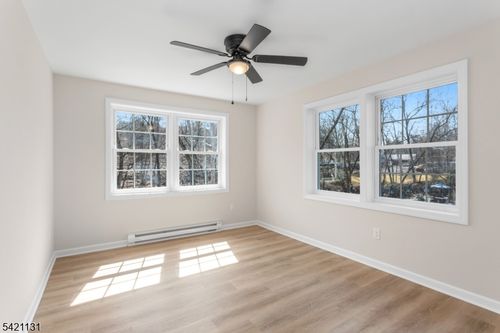 2b-127 Main St, Bloomingdale, NJ, 07403-1684 | Card Image