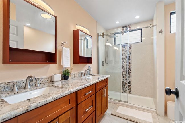 B - 44-279 Kaneohe Bay Dr, House other with 4 bedrooms, 3 bathrooms and 3 parking in Kaneohe HI | Image 15