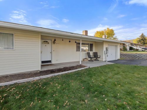 10414 Kincheloe Ave, Klamath Falls, OR, 97603-7164 | Card Image