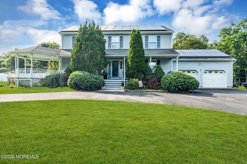 3 River Dr, Farmingdale, NJ, 07727-3854 | Card Image