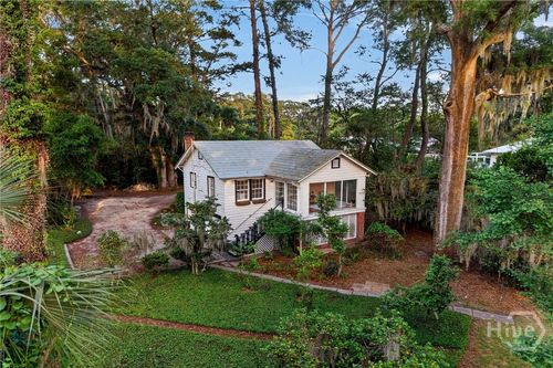 289 Center Drive, Savannah, GA, 31406 | Card Image
