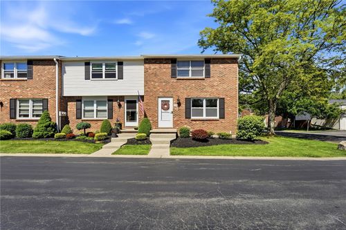 330 Wimbledon Ct, West Seneca, NY, 14224-1900 | Card Image
