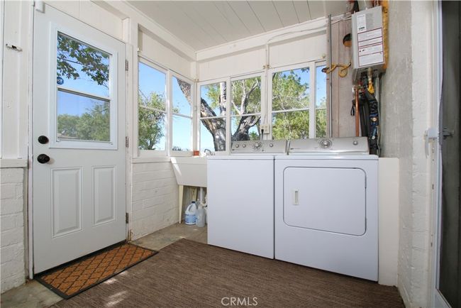 330 Sage Flats Dr, House other with 3 bedrooms, 2 bathrooms and 2 parking in Olancha CA | Image 25
