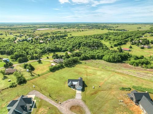 19001 Bobcat Ridge Ct, Cashion, OK, 73016-0020 | Card Image