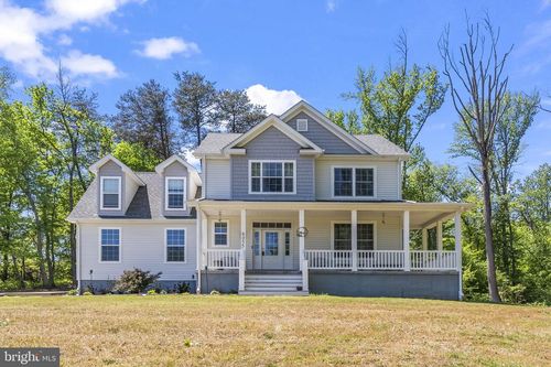 8055 Shannon Woods Pl, NANJEMOY, MD, 20662-3212 | Card Image