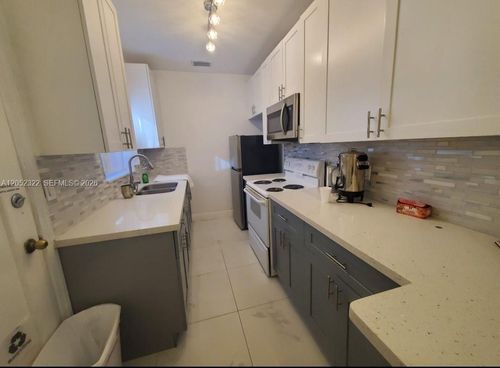 1435 Ne 179th St, North Miami Beach, FL, 33162-1340 | Card Image