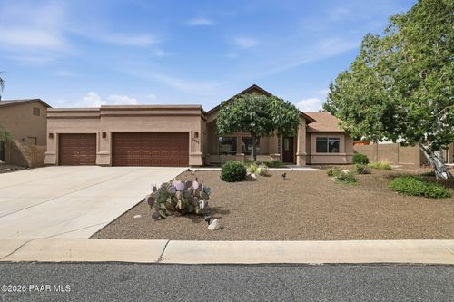 7857 E Big Star Trl, Prescott Valley, AZ, 86315-3021 | Card Image