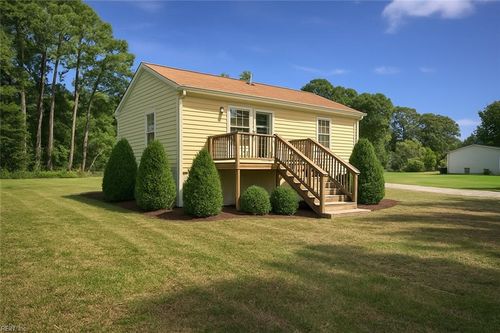 3000 Mill Point Rd, Hayes, VA, 23072-4320 | Card Image