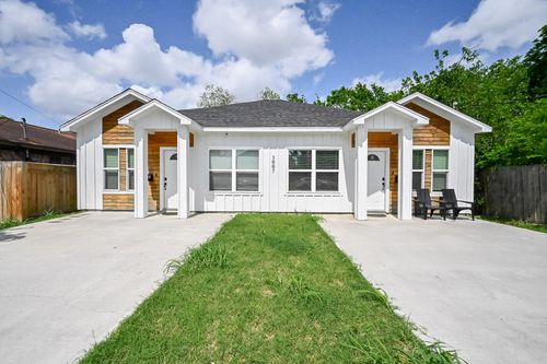 b-5007 Briscoe St, Houston, TX, 77033-3623 | Card Image
