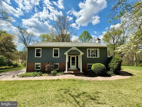 1424 Oakwood Rd, COATESVILLE, PA, 19320-4738 | Card Image