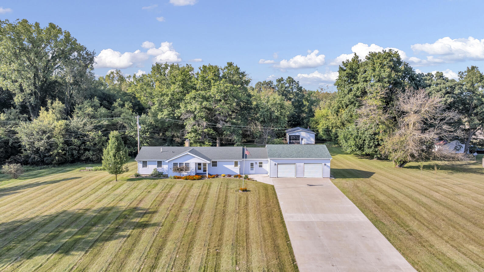 Plum Orchard Rd, Munith, MI 49259
