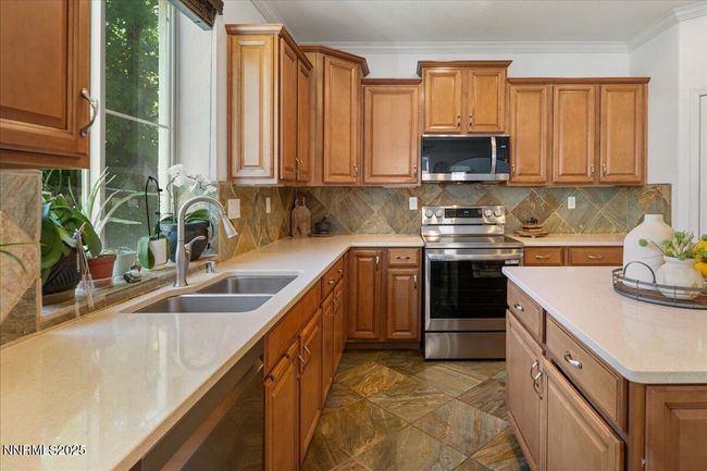 7470 Windswept Loop, House other with 3 bedrooms, 3 bathrooms and 2 parking in Sparks NV | Image 20