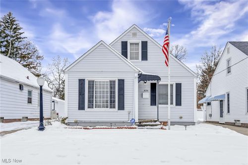 4130 W 58th St, Cleveland, OH, 44144-1709 | Card Image