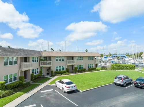 349-349 Gulfstream Rd, Dania Beach, FL, 33004-3406 | Card Image