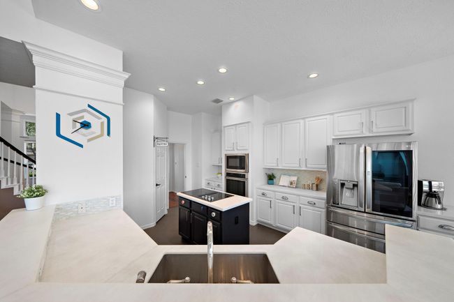 6310 Hidden Crest Way, House other with 5 bedrooms, 4 bathrooms and 2 parking in Sugar Land TX | Image 12