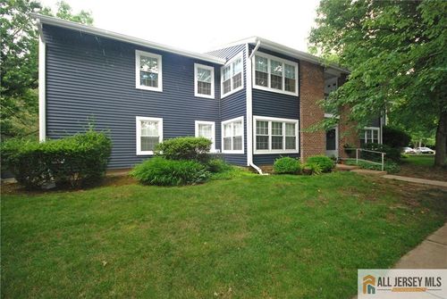 228 Pennsylvania Way, North Brunswick, NJ, 08902-3527 | Card Image