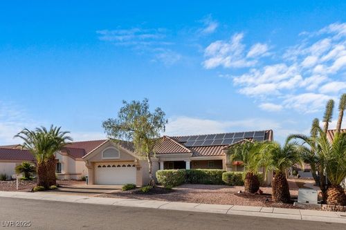 8528 Glenmount Dr, Las Vegas, NV, 89134-8648 | Card Image