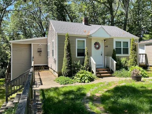 48 County Rd, Andover, MA, 01810-6247 | Card Image