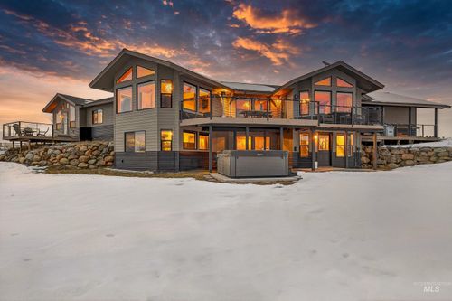 14100 Pioneer Rd, McCall, ID, 83638-5164 | Card Image