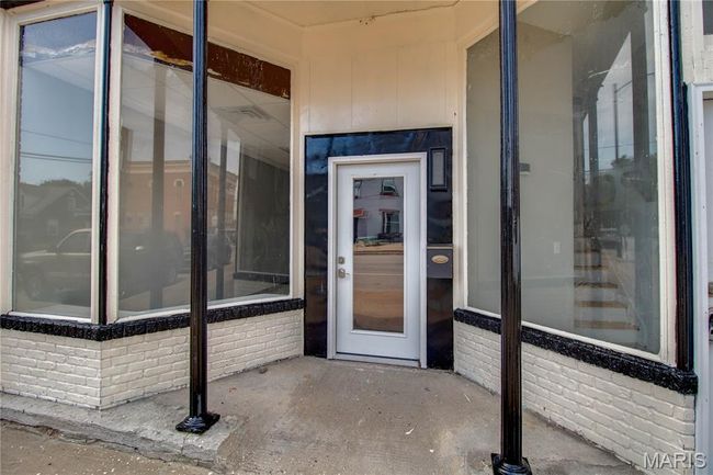 425 N Main St, Home with 0 bedrooms, 0 bathrooms and null parking in Carrollton IL | Image 5