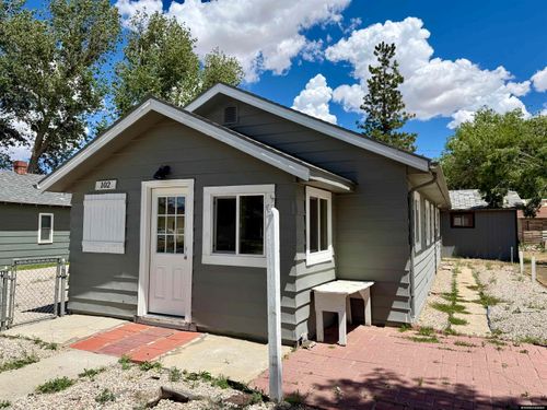 102 N 8th St, Sinclair, WY, 82334-5017 | Card Image