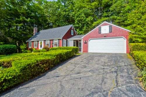 42 Sycamore Ter, Windham, CT, 06280-1330 | Card Image