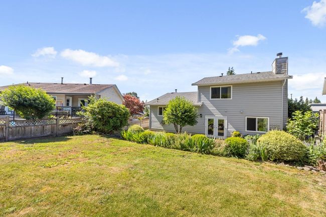 1605 Hemlock Pl, House other with 3 bedrooms, 3 bathrooms and 6 parking in Port Moody BC | Image 33