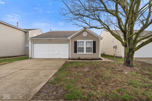 4513 Connaught East Dr, Plainfield, IN, 46168-7567 | Card Image