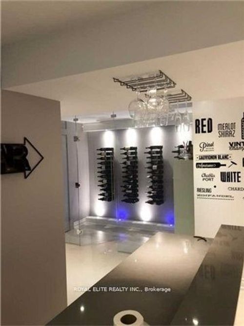 18 Giardina Cres, Richmond Hill, ON, L4B0G2 | Card Image