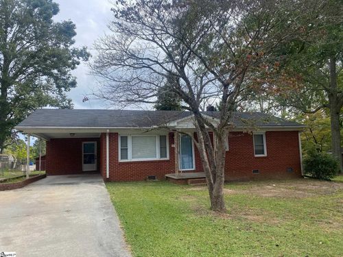 204 Oakwood Dr, Laurens, SC, 29360-1821 | Card Image