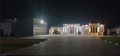 3701 Downwind Ln, NORTH FORT MYERS, FL, 33917-7106 | Card Image