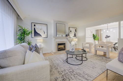 127 Vintage Cres, Kitchener, ON, N2P1L1 | Card Image