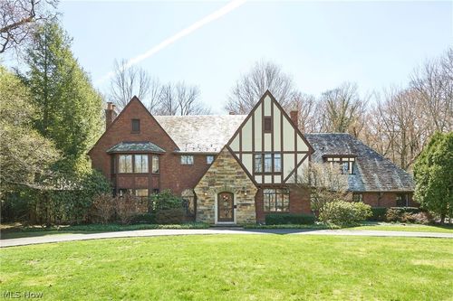 155 Hampshire Rd, Akron, OH, 44313-4458 | Card Image