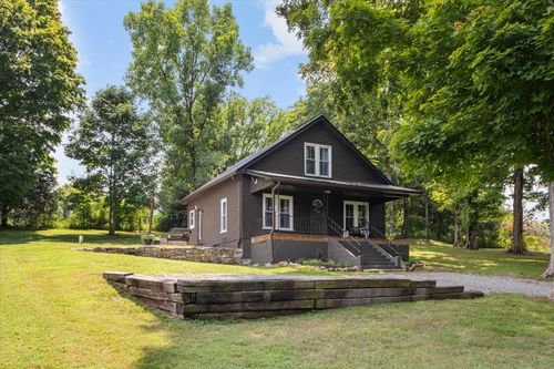 2460 Little Bartons Creek Rd, Cumberland Furnace, TN, 37051-4735 | Card Image