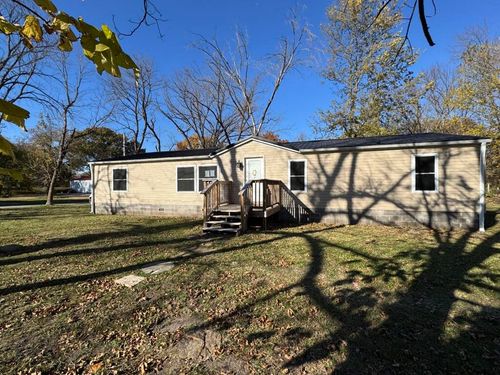 601 E Floral St, Nevada, MO, 64772-1631 | Card Image