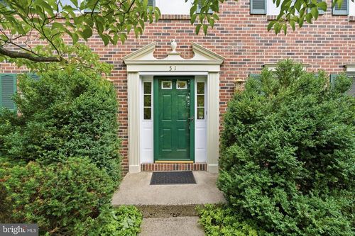 51 Snapdragon Dr, NEWTOWN, PA, 18940-9204 | Card Image