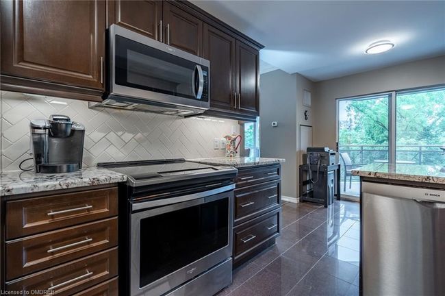 307 - 1000 Creekside Dr, House attached with 2 bedrooms, 2 bathrooms and 1 parking in Dundas ON | Image 6